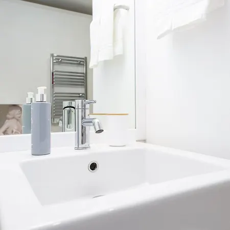 Boutique In The Heart Of ! Lemonn C Apartment Lisbon